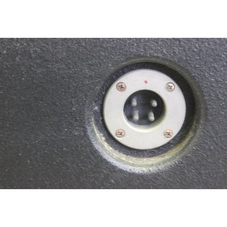 Meyer Sound USW-1 — cabinet detail 3