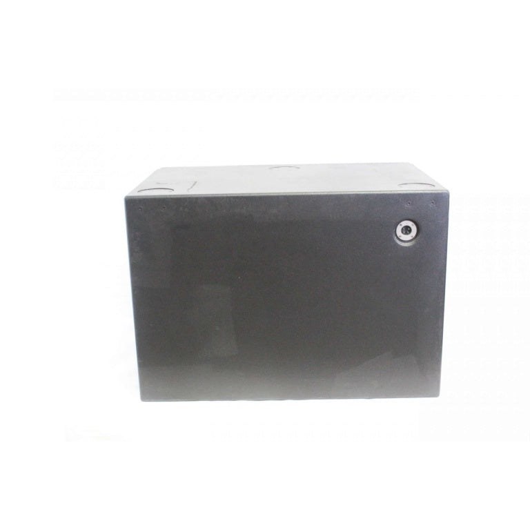 Meyer Sound USW-1 — cabinet detail 4