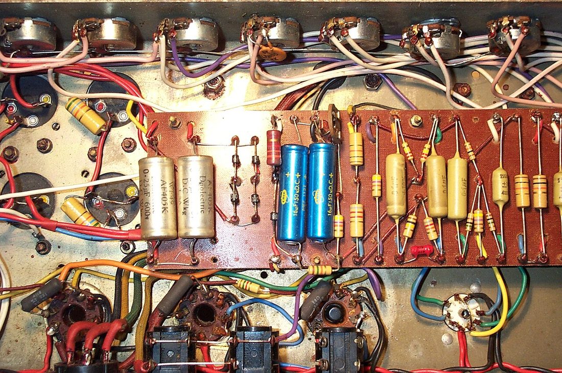 1970 Marshall JMP 1968 Super P.A. 100W - Phase splitter and power supply stage (1999-06-10 13.17.38 by germanium)
